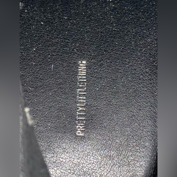 PRETTY LITTLE THINGS Chunky Sole MotoCulture Booties Black in Size 8 - Picture 8 of 9